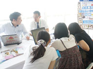 学内での相談会イメージ01